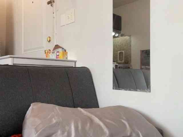 littyleesh1 Live Webcam on BongaCams