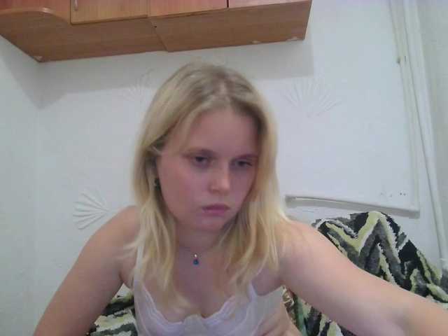  Pionchick chat room