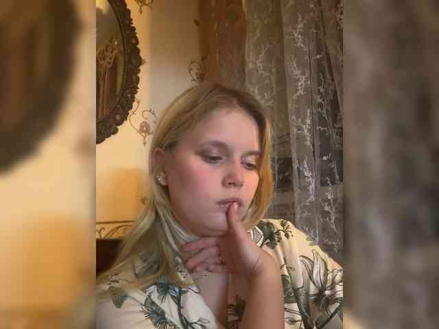 Pionchick webcam