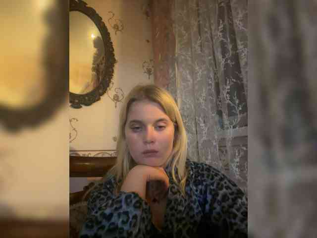 Pionchick webcam