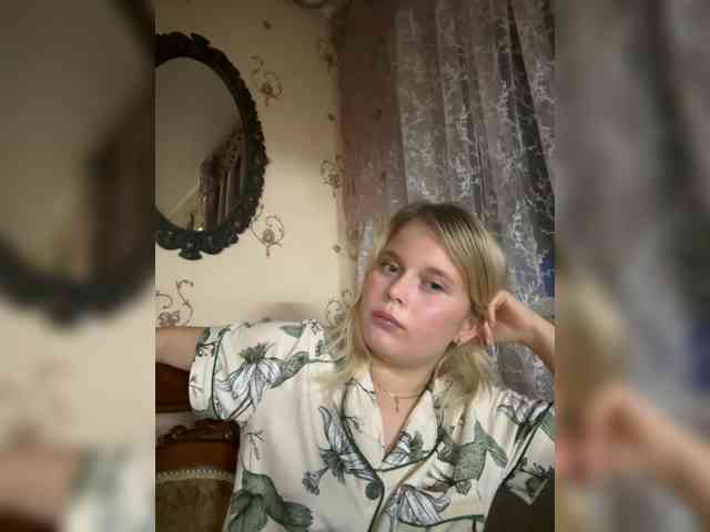 Pionchick webcam