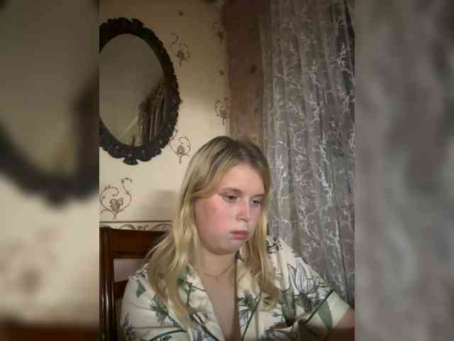 Pionchick webcam
