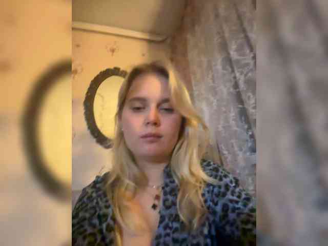 Pionchick webcam