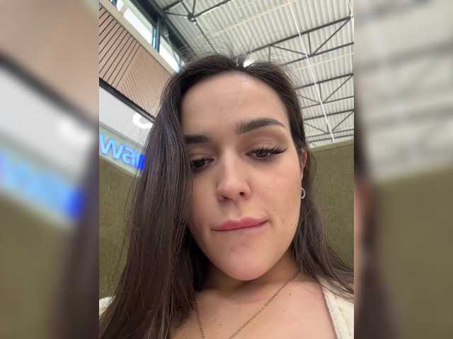 Sex chat gratuit in direct cu Sasha-Orlova pe BongaCams