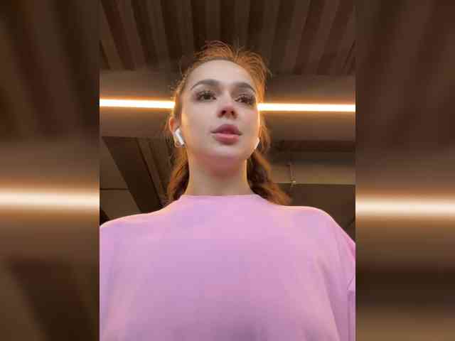 -Sasha-Orlova- webcam