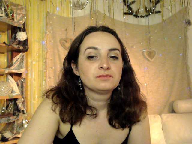 UWillMarryMyAss's BongaCams show and profile
