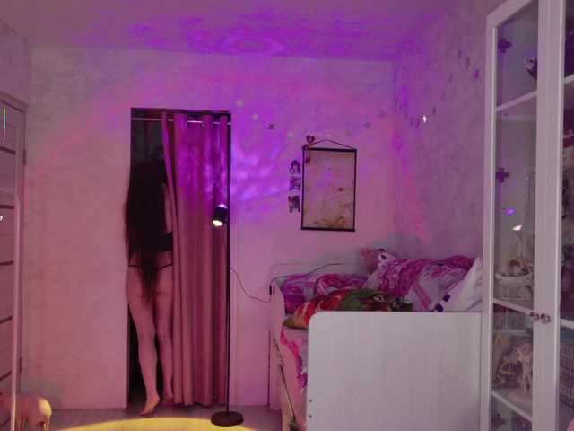 MiraJade's BongaCams show and profile