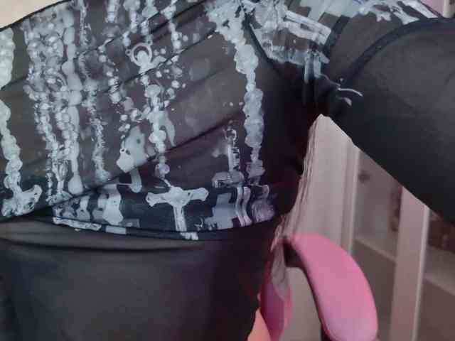 MiraJade webcam