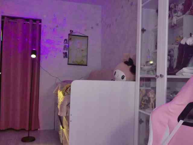 MiraJade Live Webcam on BongaCams