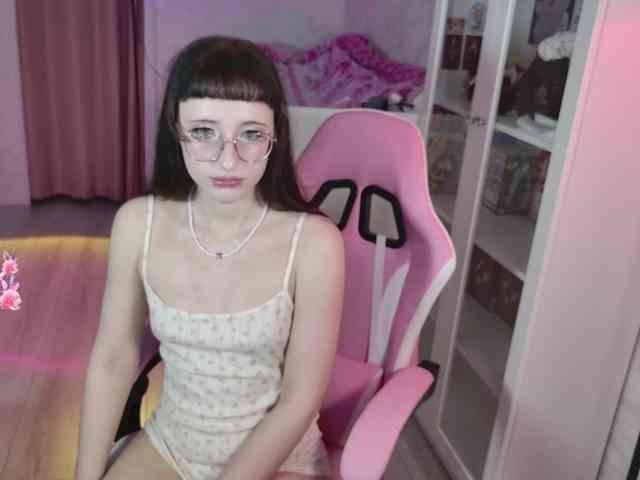 MiraJade webcam