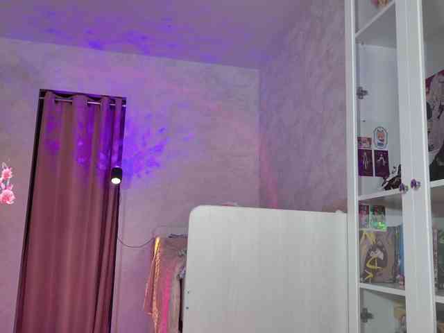MiraJade webcam