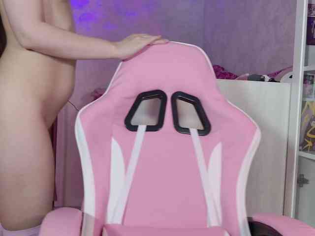 MiraJade webcam