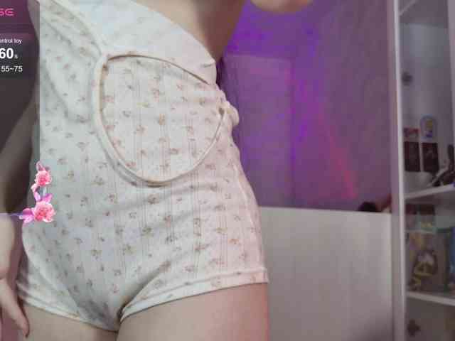 MiraJade webcam