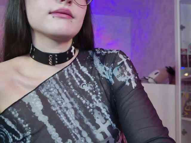 MiraJade webcam