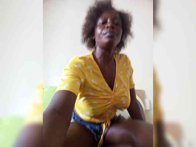 InnocentLilly34 webcam