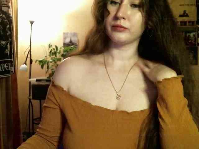 TemptingFable webcam