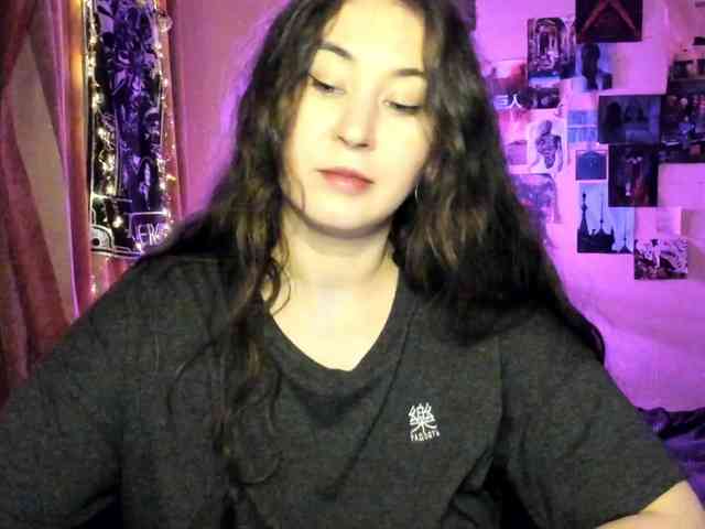 TemptingFable webcam