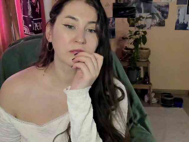 TemptingFable webcam