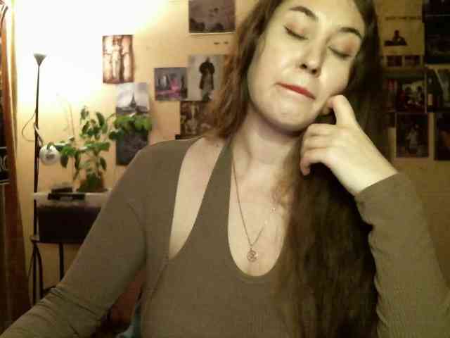 TemptingFable webcam