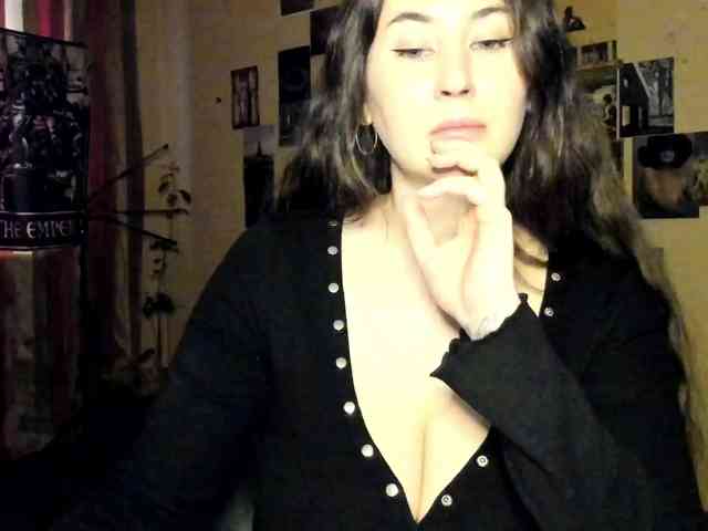 TemptingFable webcam