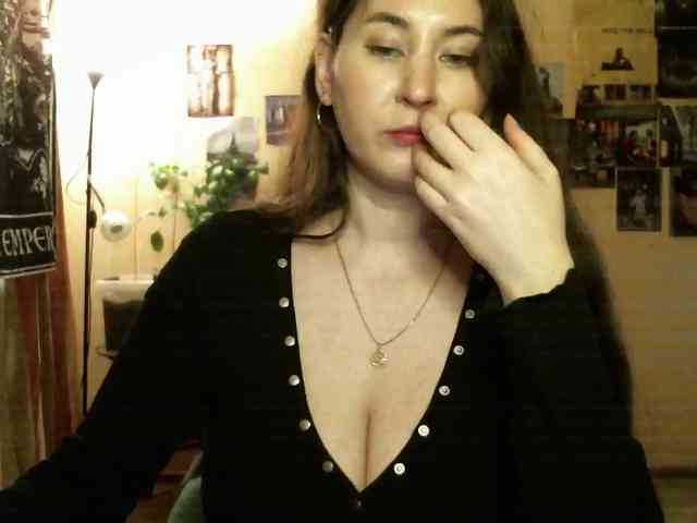 TemptingFable webcam