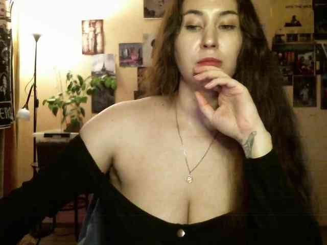 TemptingFable webcam
