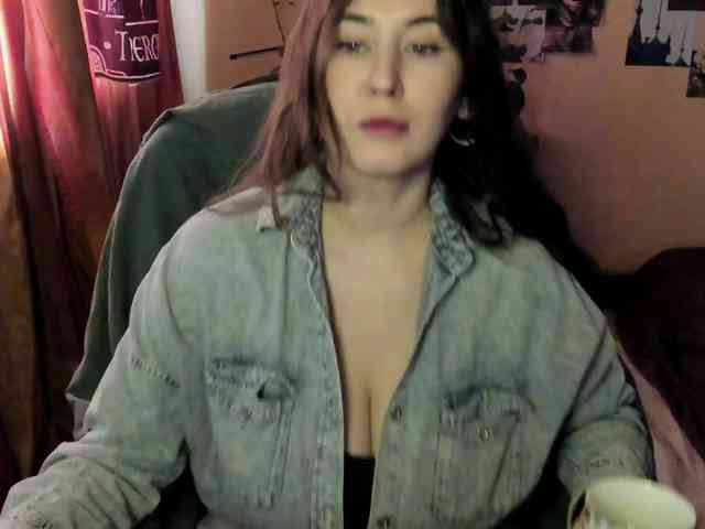 TemptingFable webcam