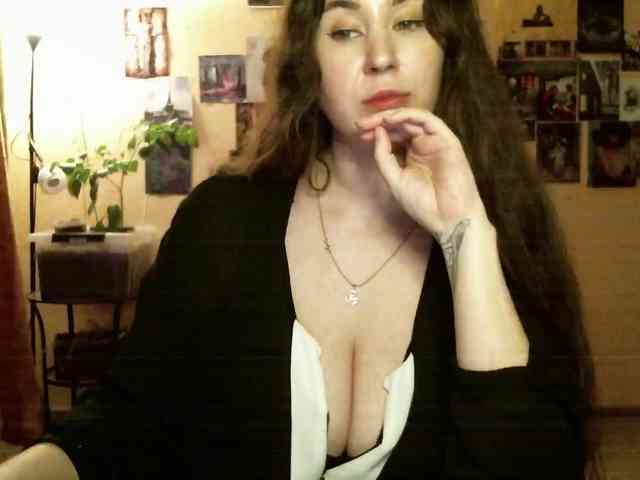 TemptingFable webcam