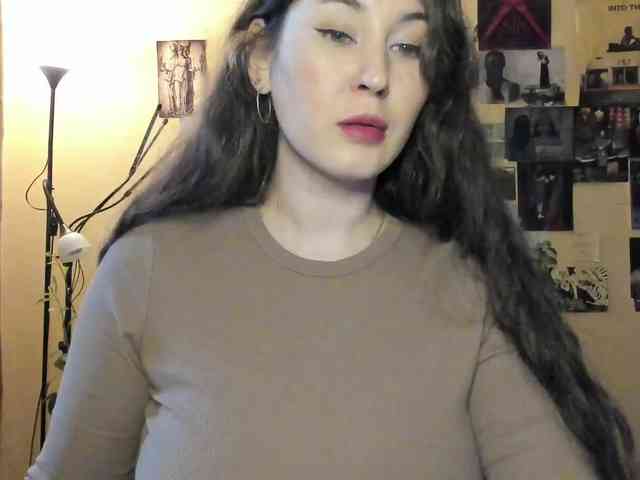 TemptingFable webcam