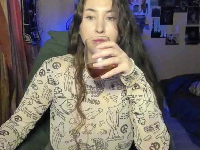 TemptingFable webcam