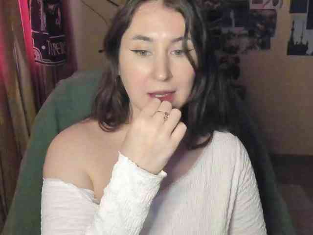 TemptingFable webcam