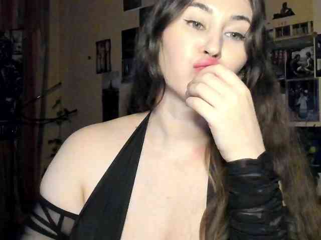 TemptingFable webcam