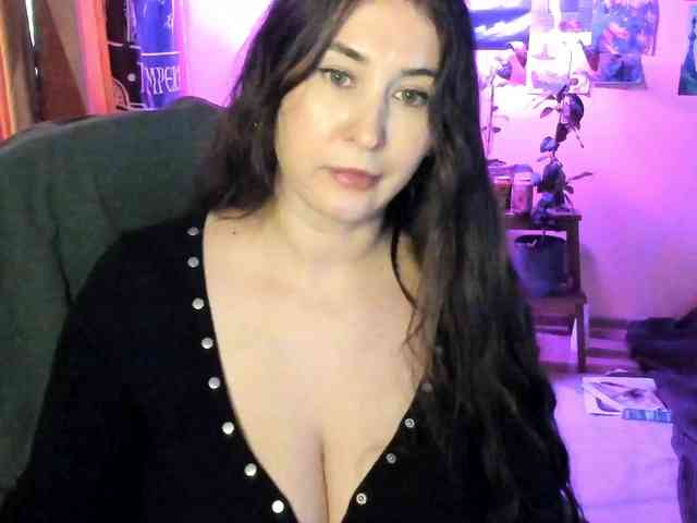 TemptingFable webcam