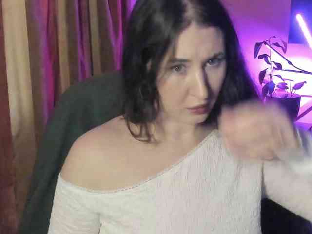 TemptingFable webcam