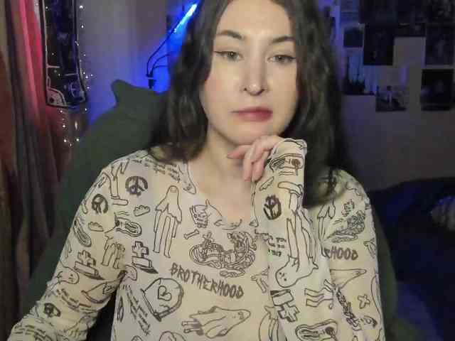 TemptingFable webcam