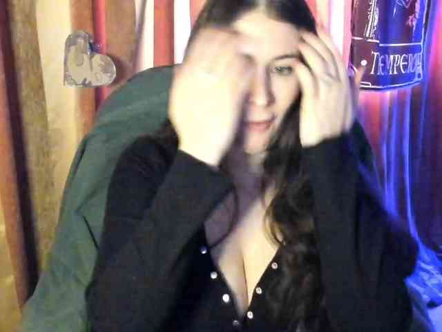 TemptingFable webcam