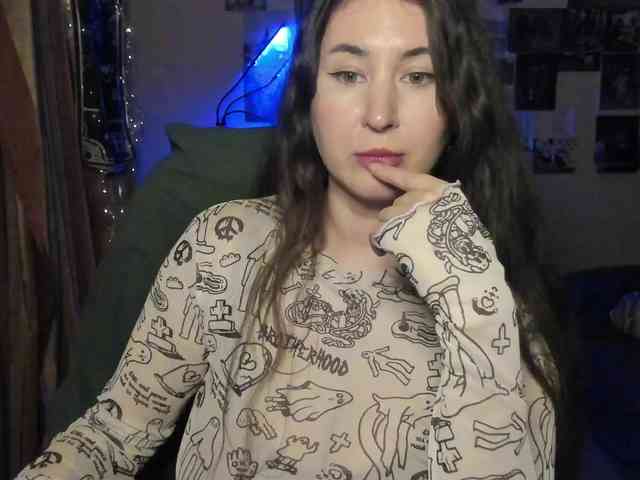 TemptingFable webcam