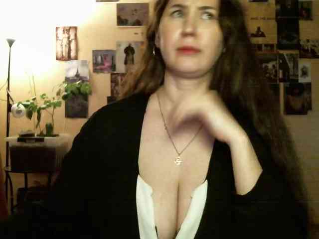 TemptingFable webcam