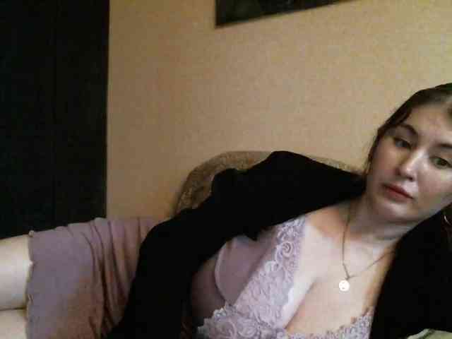 TemptingFable webcam