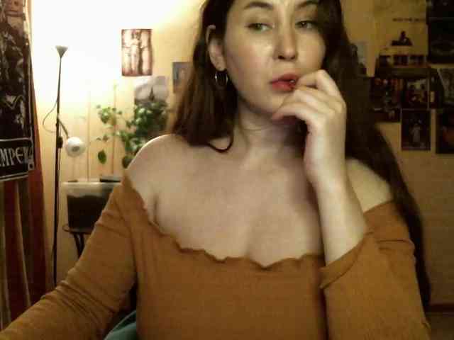 TemptingFable webcam