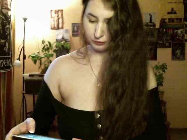 TemptingFable webcam