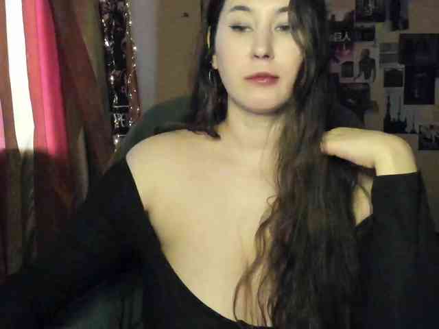 TemptingFable webcam