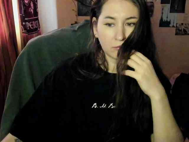 TemptingFable webcam