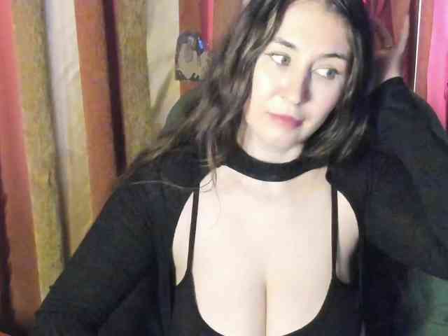 TemptingFable webcam