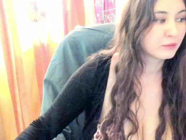 TemptingFable webcam