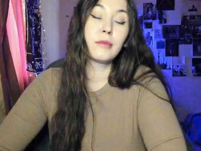 TemptingFable webcam