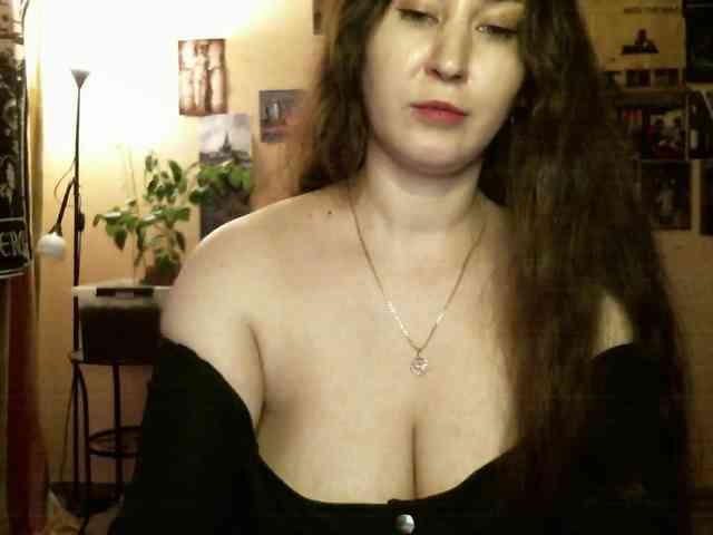 TemptingFable webcam
