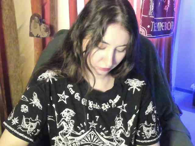 TemptingFable webcam