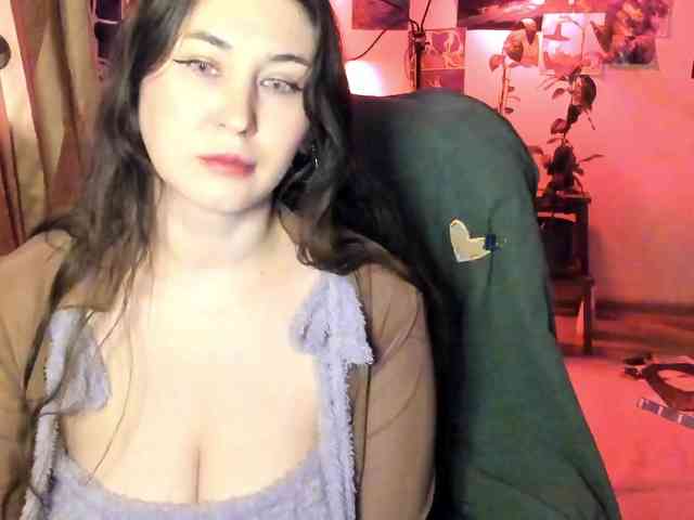 TemptingFable webcam