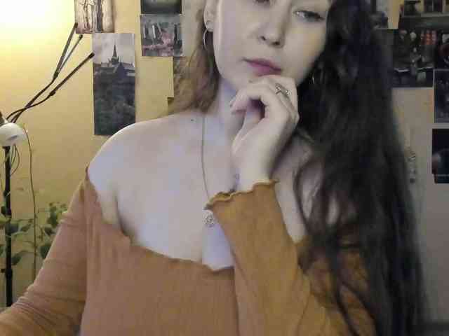 TemptingFable webcam